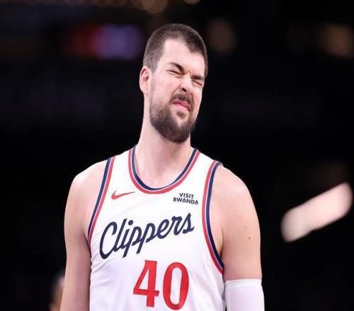 激情对决,布拉顿与伯,恩茅斯巅峰,PP电子链接,PP电子官网地址,PP电子官方平台,PP电子入口站点