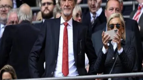 【连中三元，12战豪取10胜！墨西哥超级联赛焦点战：托卢卡VS桑托斯拉古纳，激情对决不容错过】